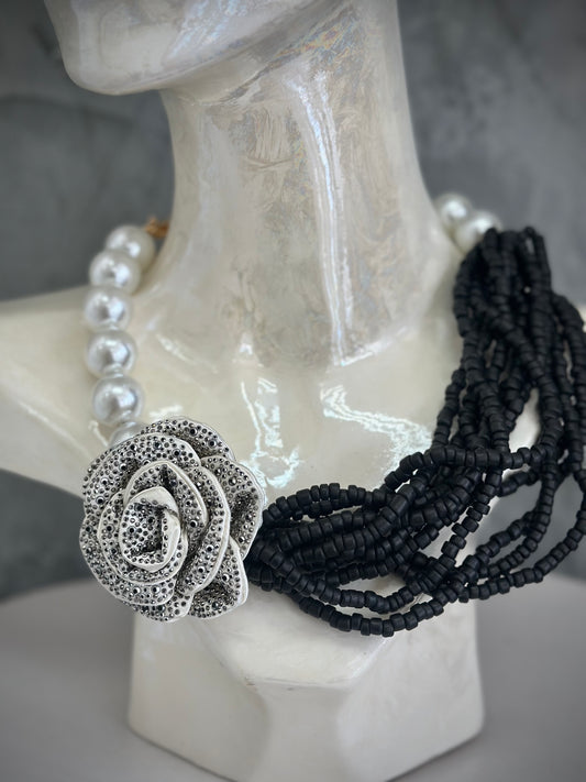 Chic TWO TONE NECKLACES