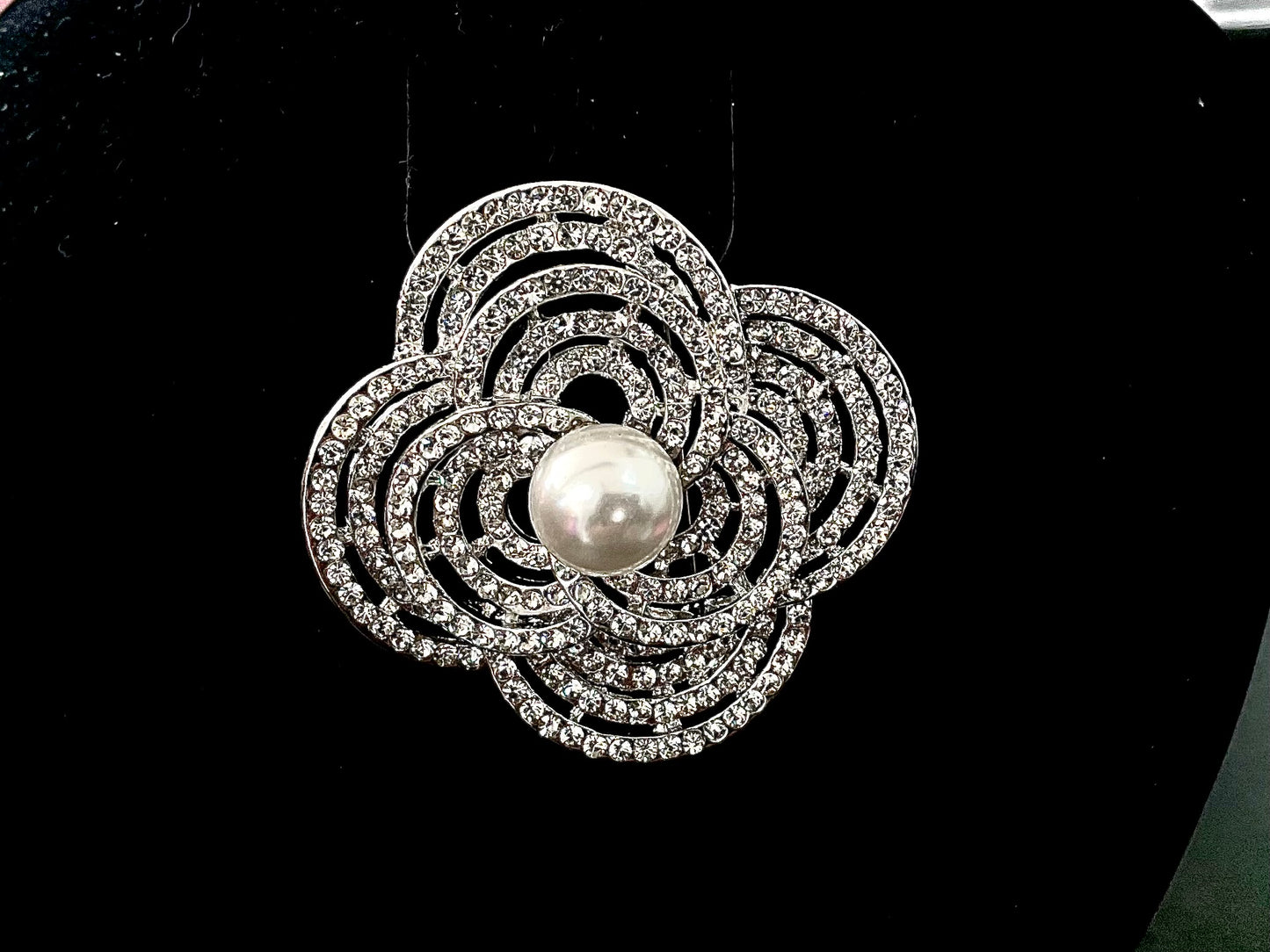 Broche de flor