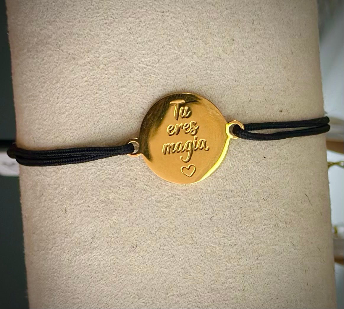 BLACK BRACELET TEM